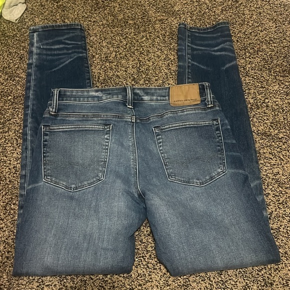 American Eagle Jeans - Picture 2 of 4